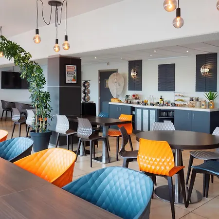 Kyriad Centre Gare Hotel